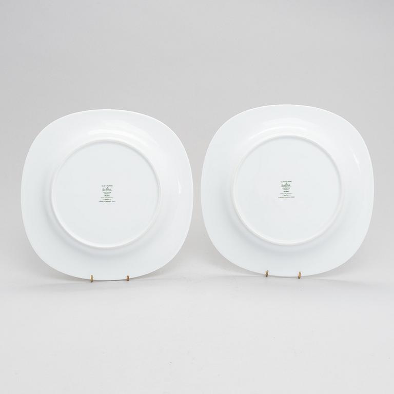 Timo Sarpaneva, fat, 2 st, porslin, "Suomi Jubileumsedition" Rosenthal, Studio-line 2001.