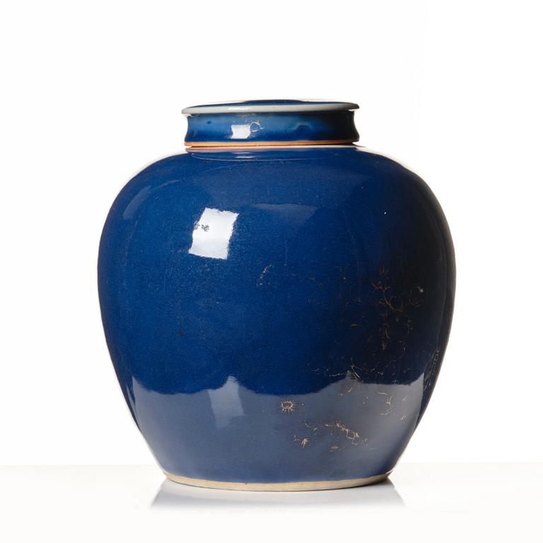 A blue glazed jar with cover, Qing dynasty, 18th Century.