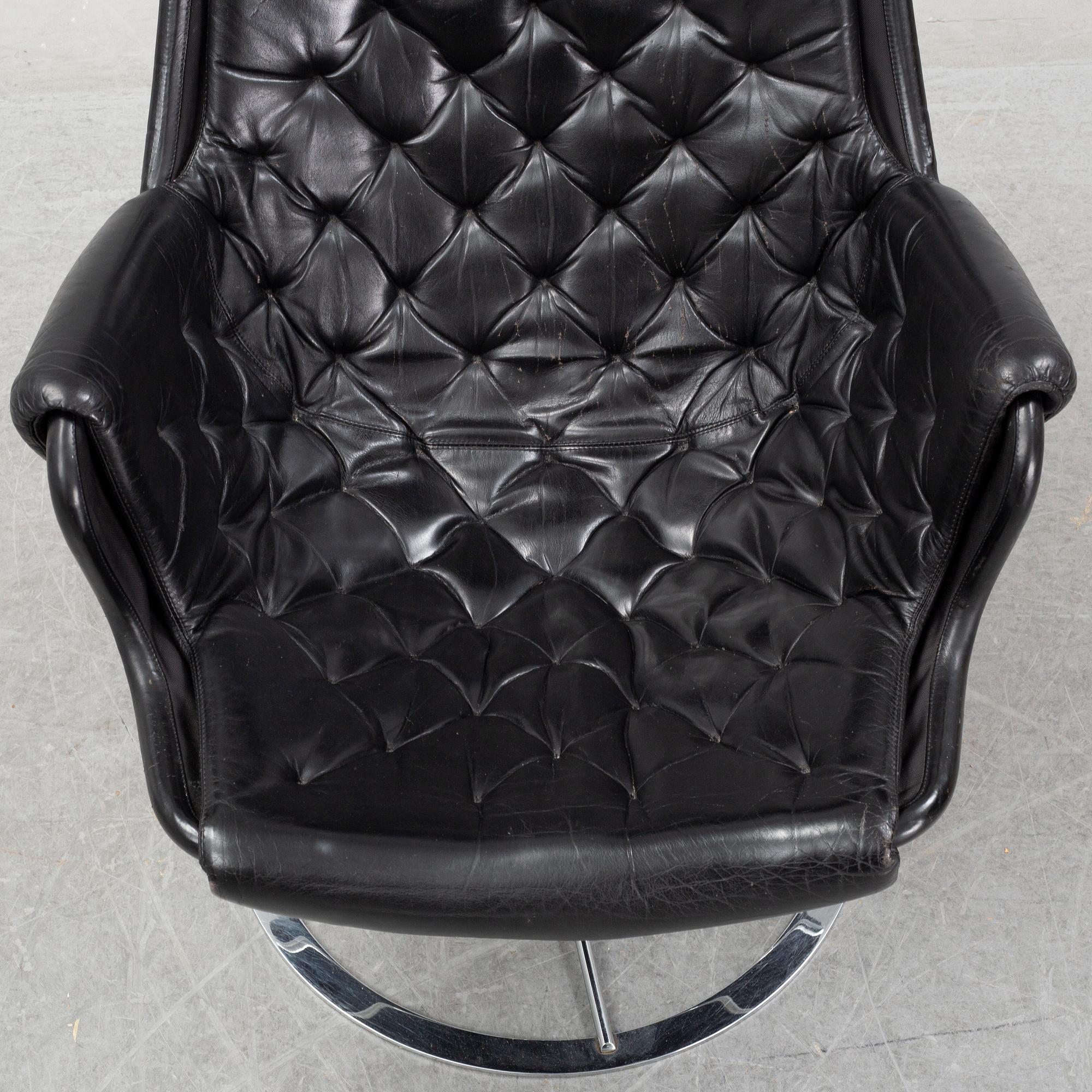 A 'Jetson' swivel lounge chair by Bruno Mathsson for Dux, designed 1969.