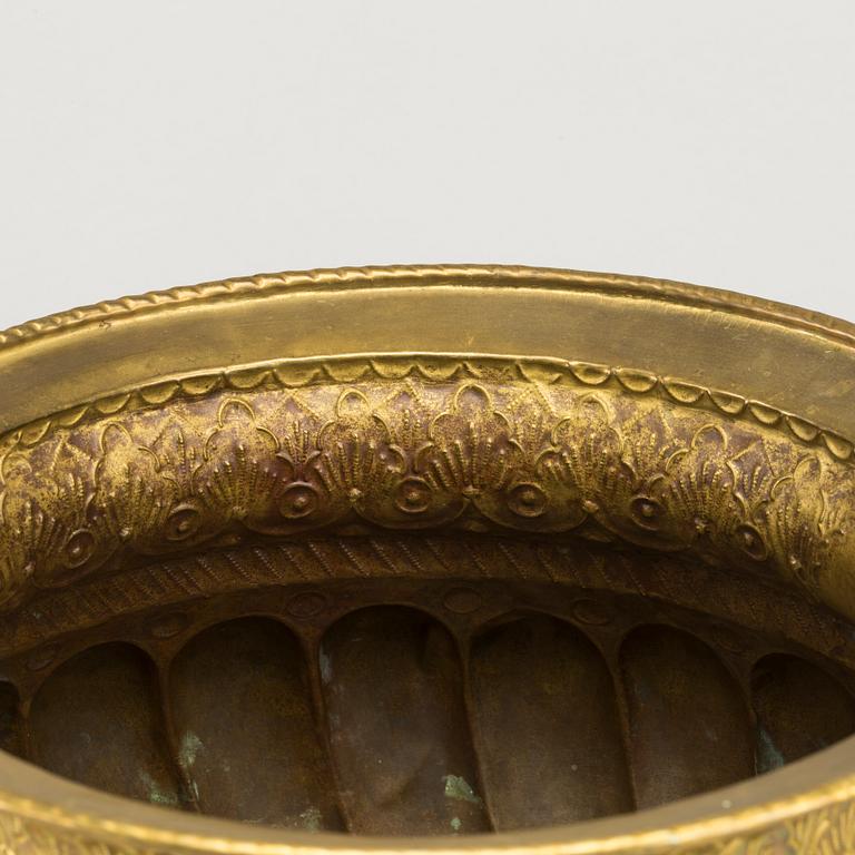 FLOWER POT BAROQUE STYLE 19TH CENTURY.