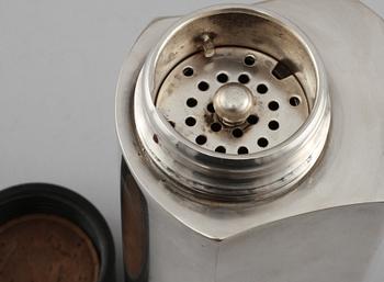 SHAKER, nysilver, Folke Ahrström, GAB, Stockholm, 1900-talets första hälft.