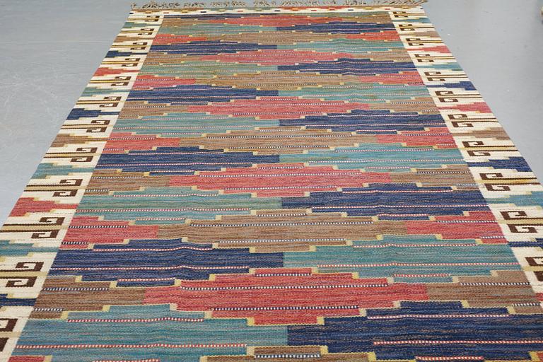 Märta Måås-Fjetterström, a carpet, "Blå heden", flat weave, ca 424-426 x 200,5-203 cm, signed AB MMF.