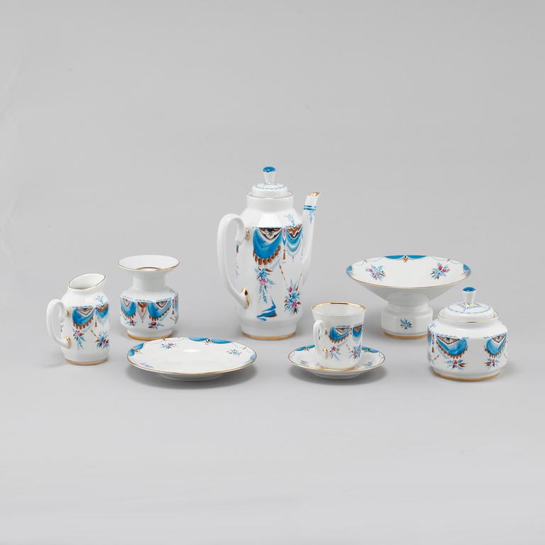 17 pcs tableware by Lomonosov, second half of the 20th century.