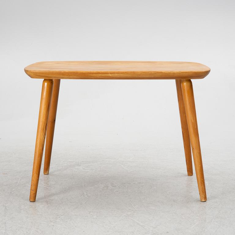 Göran Malmvall, a solid pine coffee table, Svensk Fur, Sweden, mid 20th century.