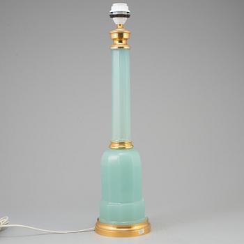 A CENEDESE MURANO TABLE LAMP, ITALY. MIDDLE OF 20TH CENTURY.