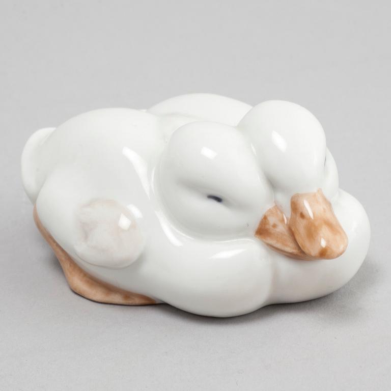 Nine porcelain figurines by Royal Copenhagen and Bing & Grøndahl, 1900-talets andra hälft.
