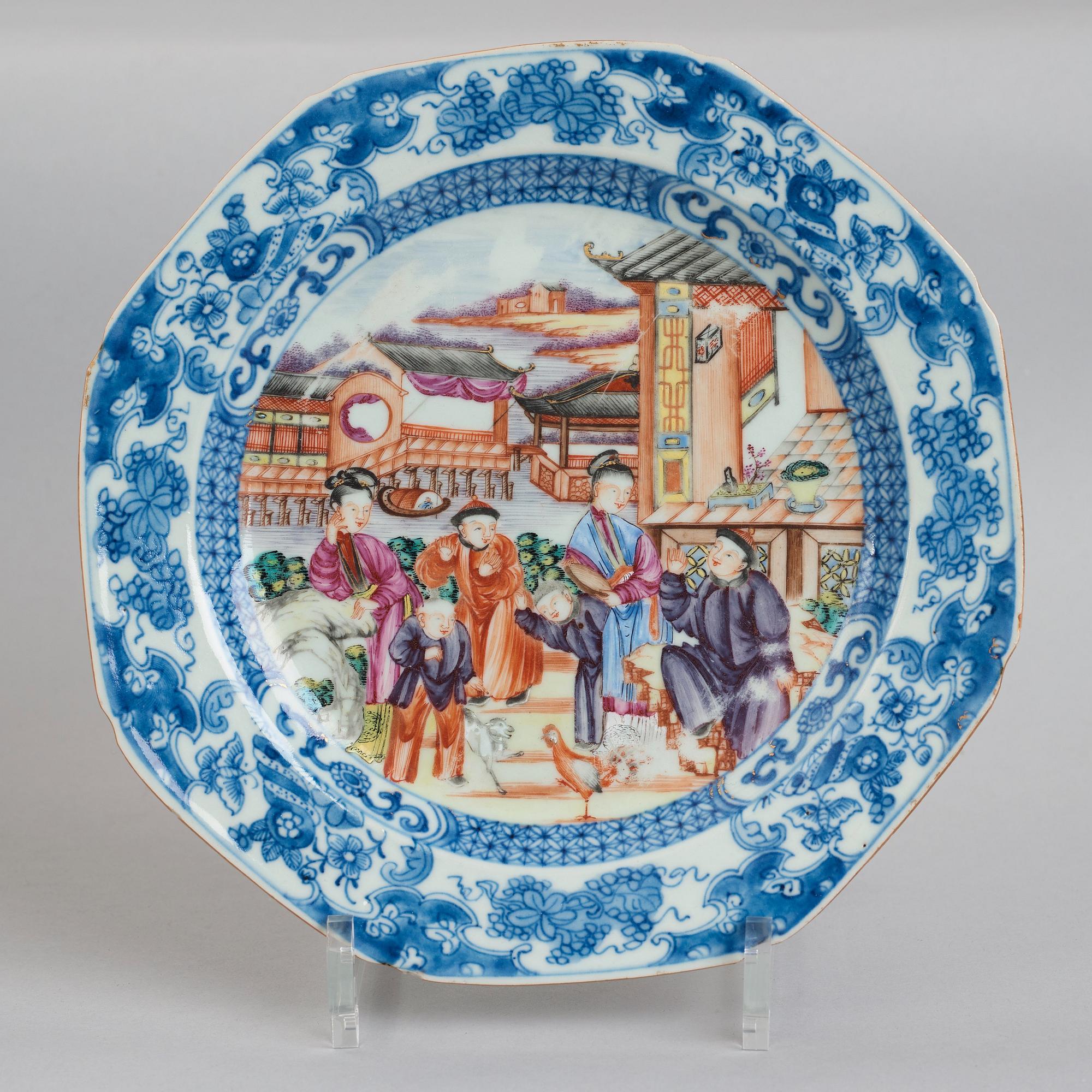 A part dinner service, Qing dynasty, Qianlong (1736-95) (25 pieces).