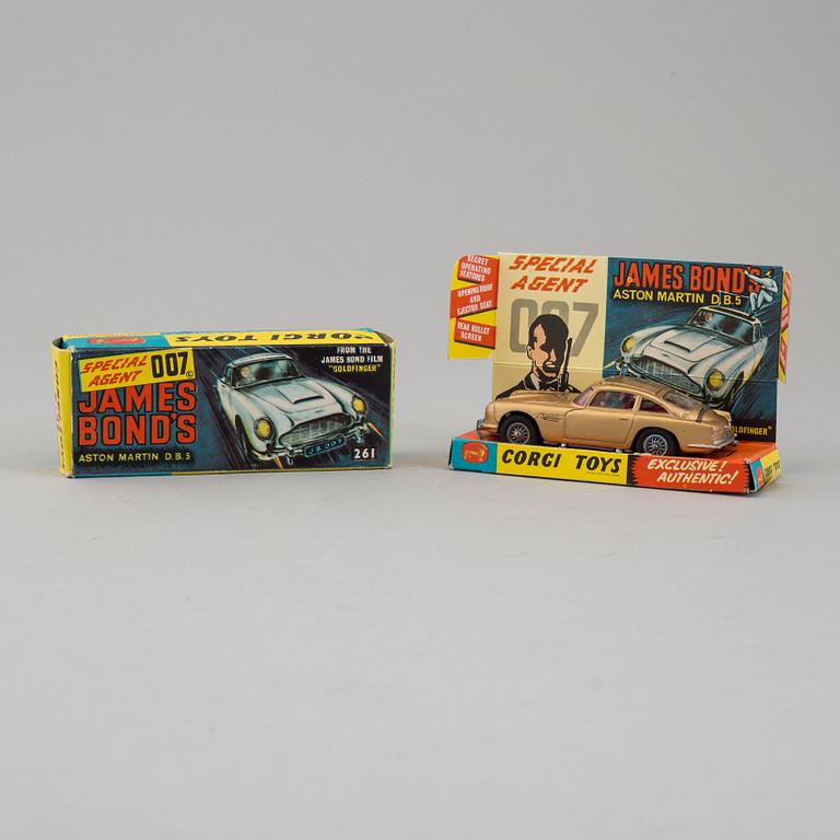 CORGI TOYS, Nr 261, 'James Bond 007 Aston Martin DB 5'.