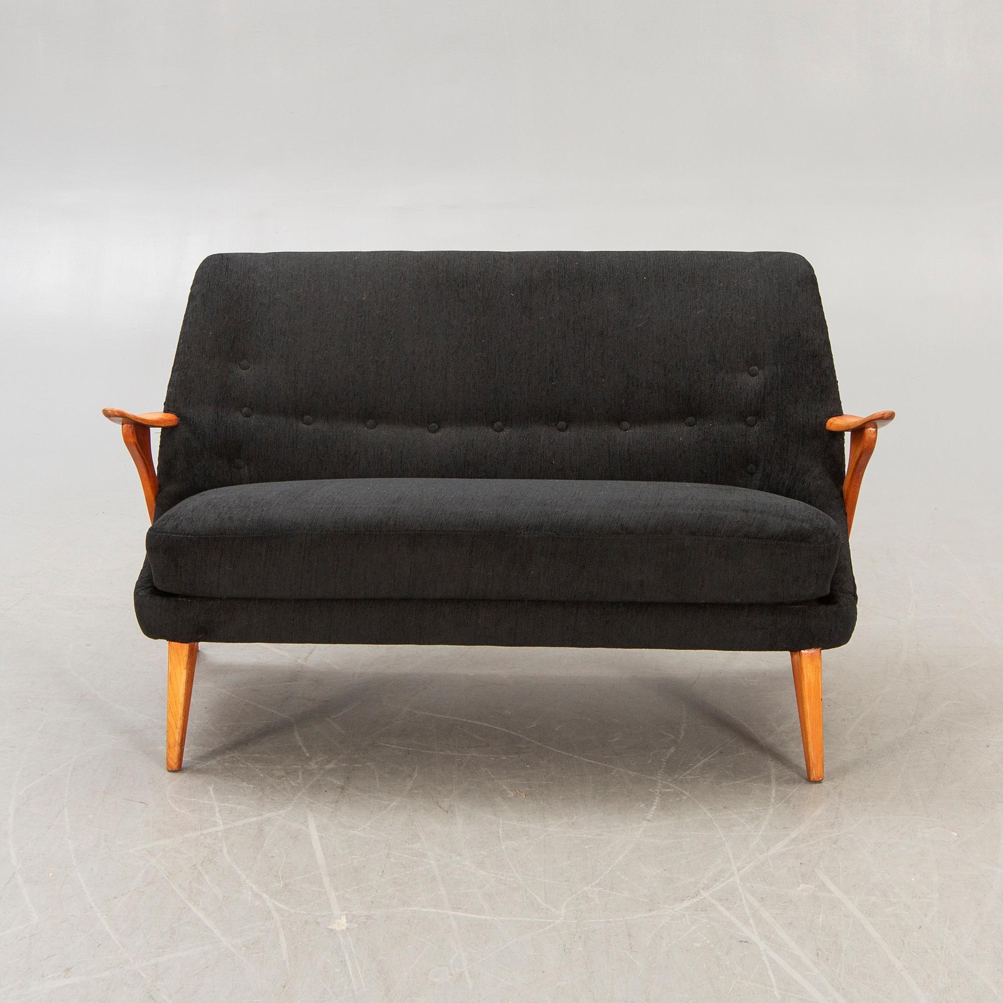 A 1950/60s sofa.