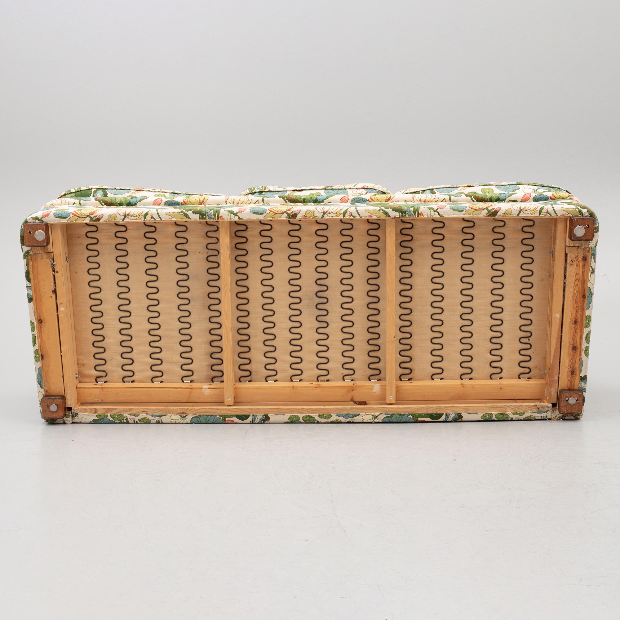 Soffa, troligtvis Norell Möbler, sent 1900-tal.