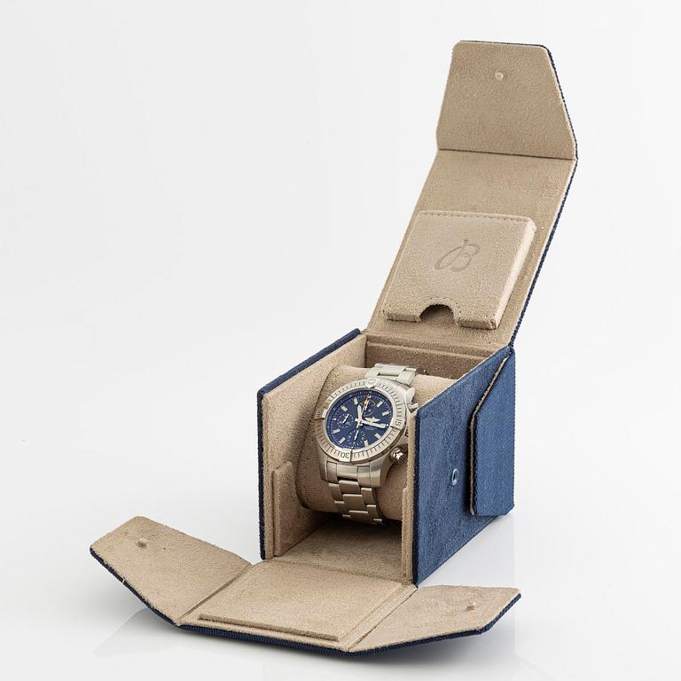 Breitling, Avenger, Chronograph 45, ca 2024.