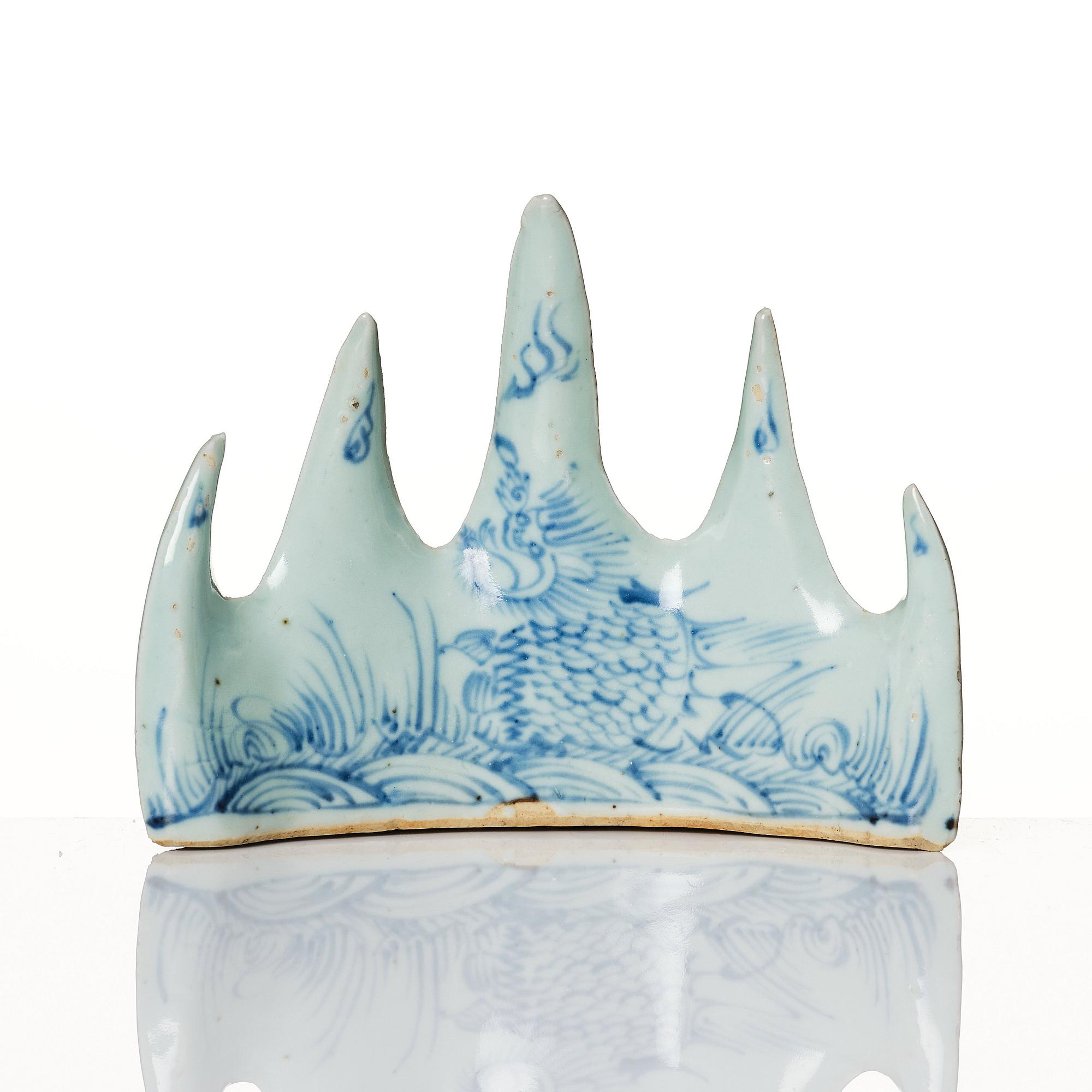 A blue and white Chinese brush stand, Qing dynasty, Kangxi (1662-1722).