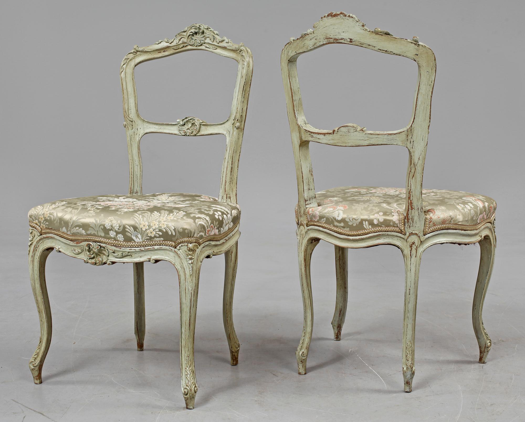 STOLAR, ett par, Louis XV-stil, 1800-talets andra hälft.