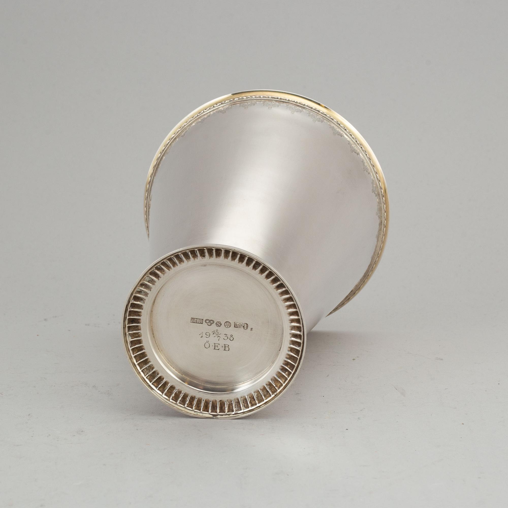 A silver beaker by GAB, Stockholm 1937.