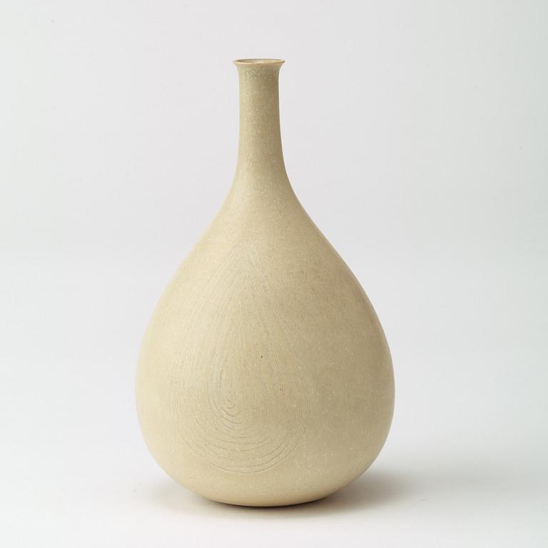 A Stig Lindberg stoneware vase, Gustavsberg's studio probably 1950's.