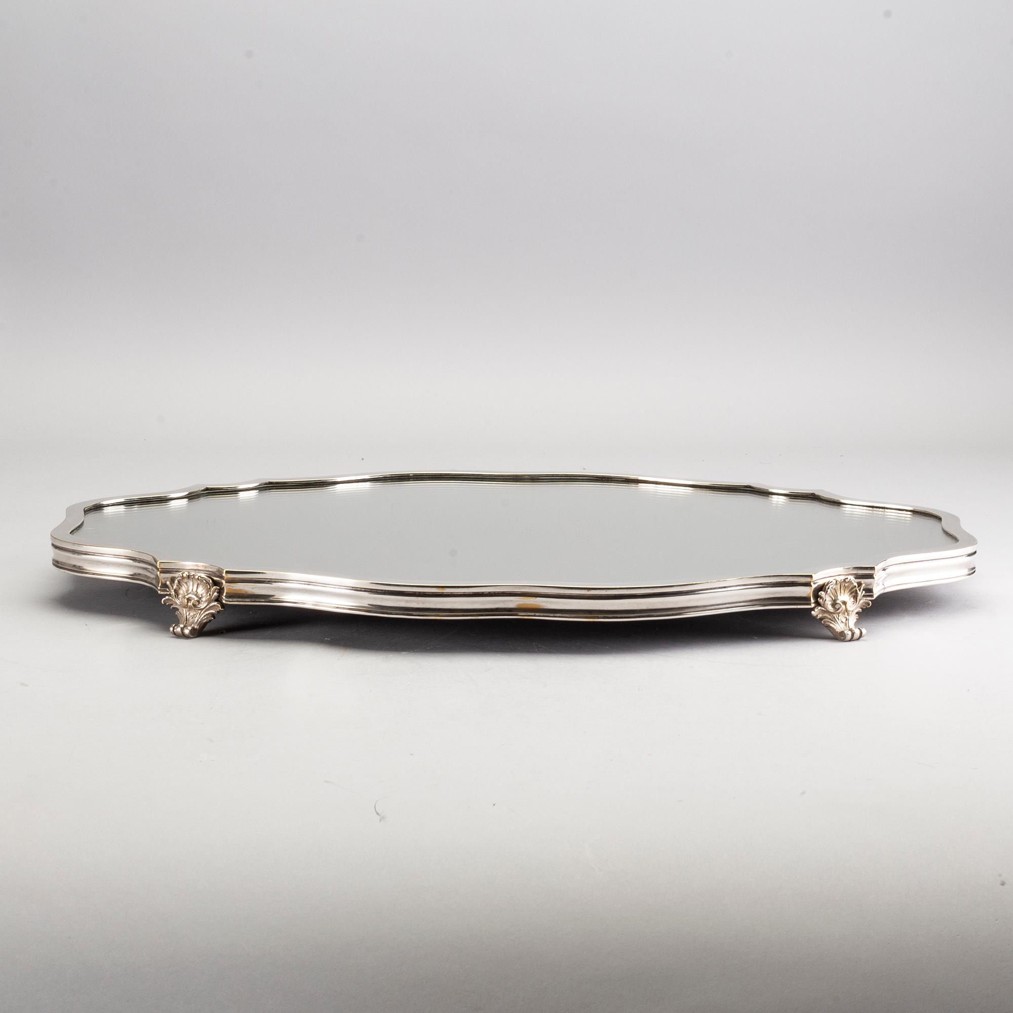 A dinner table plateau, late 19th or early 20th century.