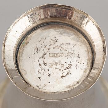 Bägare , 3 st, silver, 1700-tal, bl.a. Mattias Forswall, Uppsala, 1775, samt Johan Lorenz Starin, Stockholm, 1750.