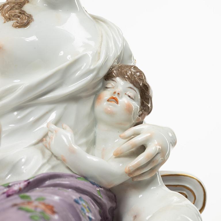 Meissen, “Mutterglück” (A Mother's happiness), a porcelain figural group, model no 168 Germany, around 1900.