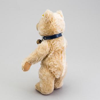 A Steiff Teddy Baby teddybear, Germany, ca 1952.