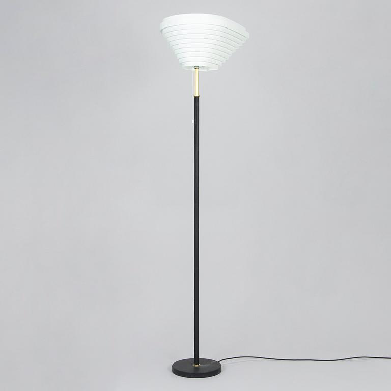 Alvar Aalto, A 2000s 'Angel Wing' floor lamp, model A 805, Artek.