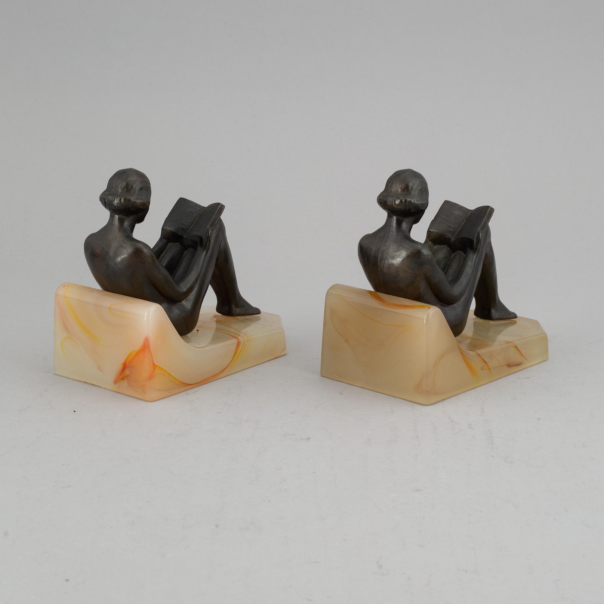 A pair of art déco style book ends, first half of the 20th century.