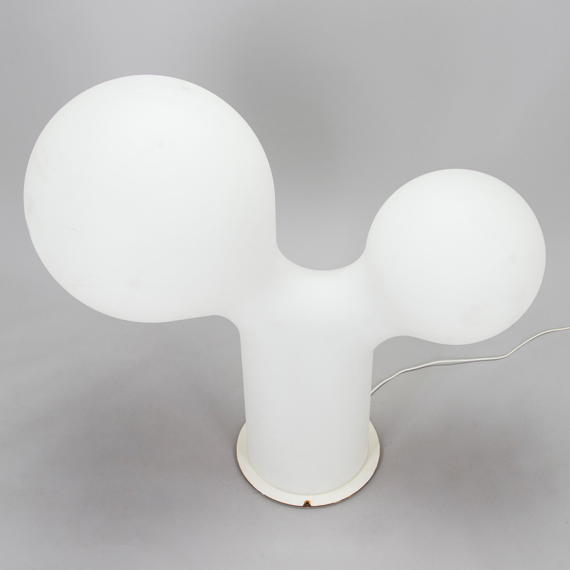 Eero Aarnio, lattiavalaisin, "Tupla kupla", ulkokäyttöön, Melaja Oy.