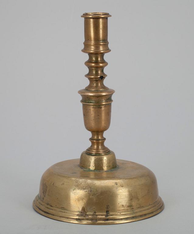 LJUSSTAKE, mässing 1600/1700-tal.