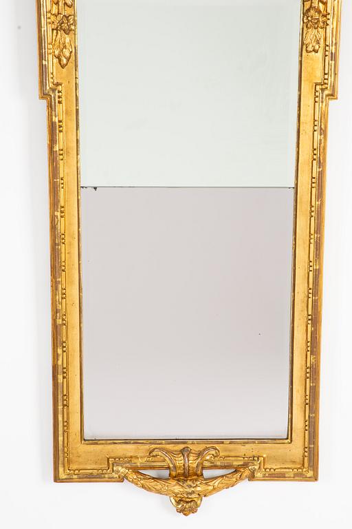 Spegel, av Niclas Meunier (mästare i Stockholm 1754-97, kunglig hovspegelmakare 1769), Gustaviansk.