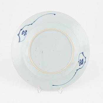 Servisdelar, porslin, 43 st, Kina, Qingdynastin, mestadels Qianlong (1735-95).
