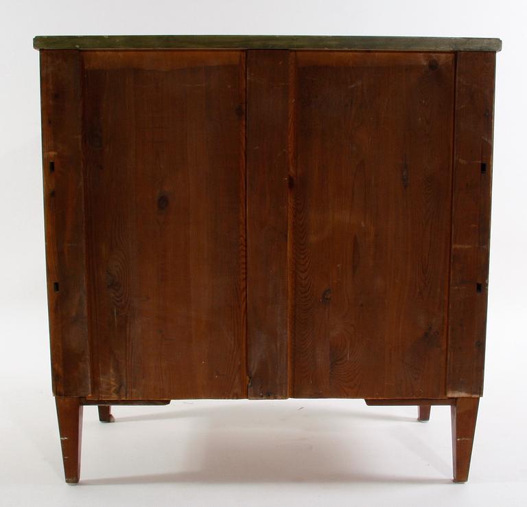 BYRÅ, sengustaviansk stil, 1900-tal.