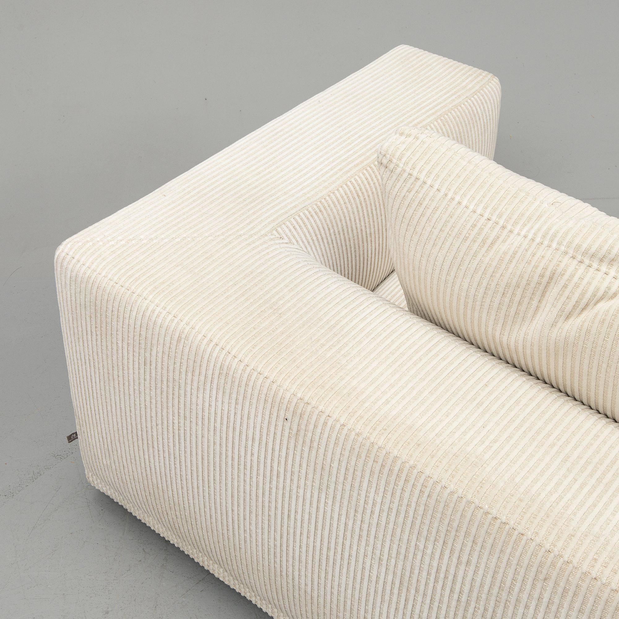 An Eilersen sofa, model Baseline.