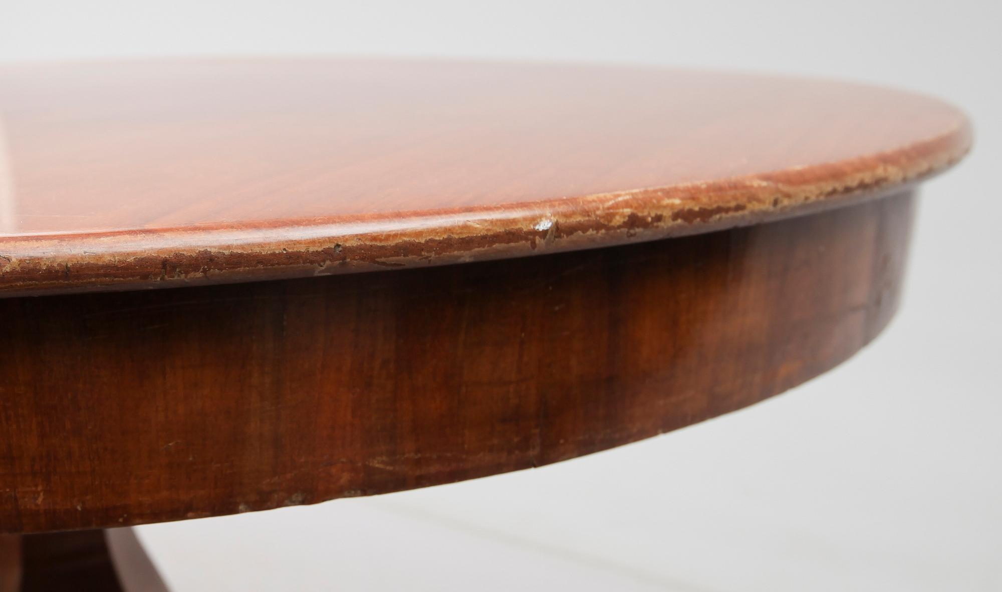 BORD, Karl Johan, 1800-talets mitt.