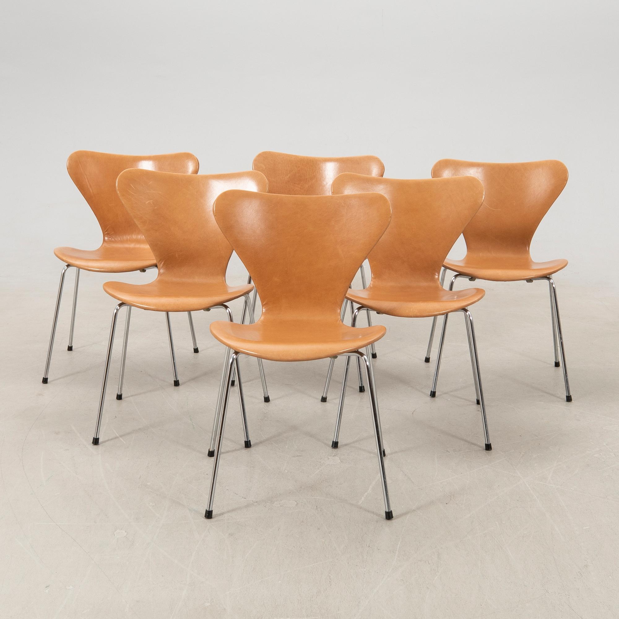 Arne Jacobsen, stolar 6 st, "Sjuan" för Fritz Hansen Danmark.