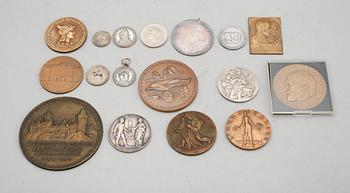 SAMLING MINNESMDALJER, ca 15 st, brons och andra metaller, 1900-tal.