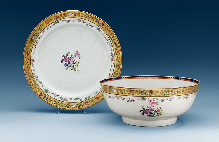 A larger famille rose punch bowl with stand, Qing dynasty, Qianlong (1736-95).
