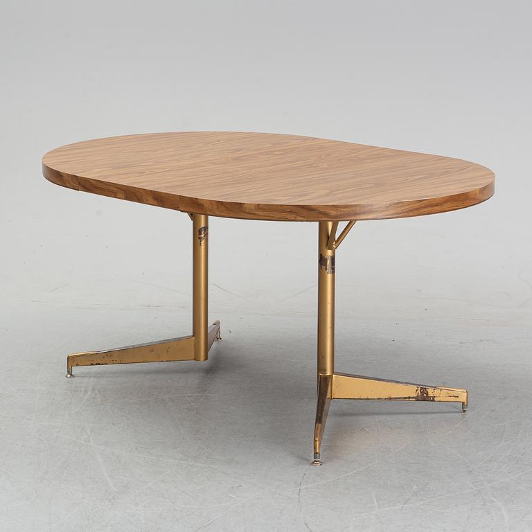 A dining table with four chairs, Walter of Wabash, table dated 1960.
