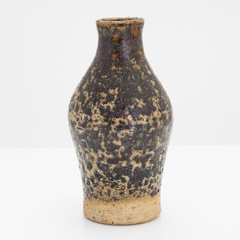 Aune Siimes, A stoneware vase, signed AS Arabia.