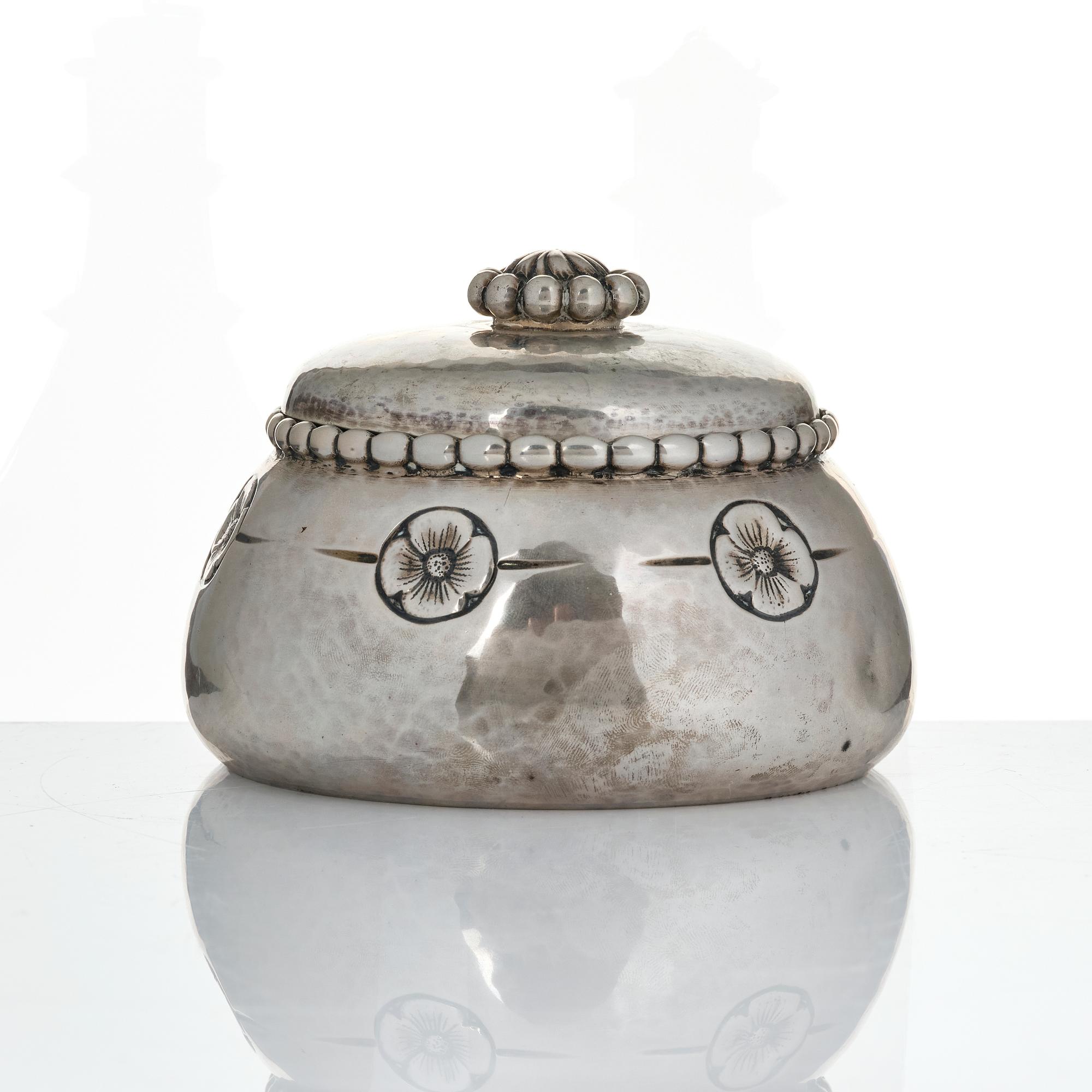 K. Andersson, a lidded silver sugar bowl, Art Nouveau, Stockholm 1919.