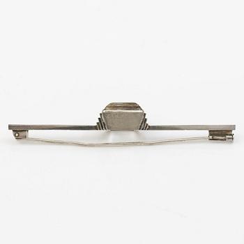 Wiwen Nilsson, Brooch, sterling silver with faceted rock crystal, Lund 1946.