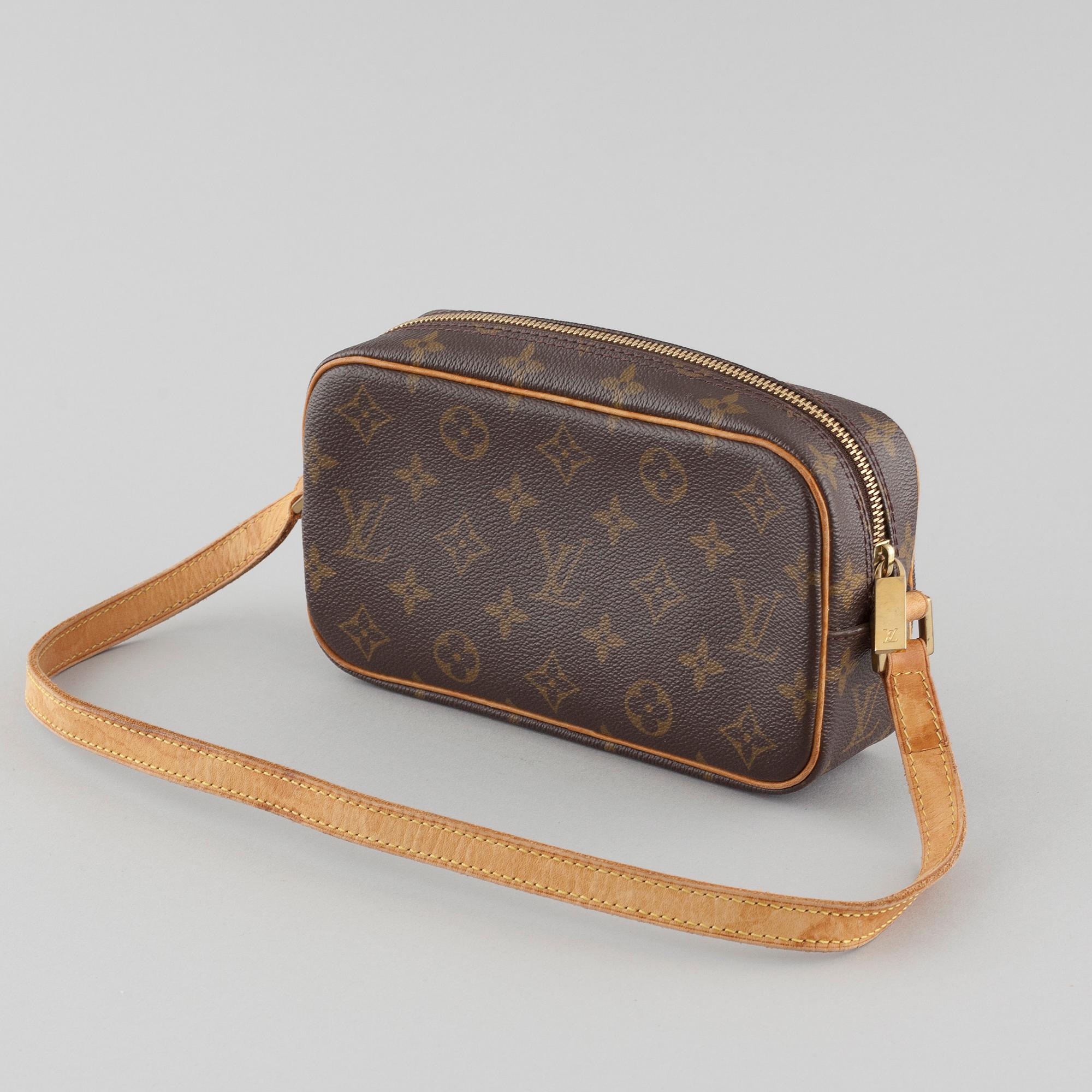 LOUIS VUITTON, a bag.