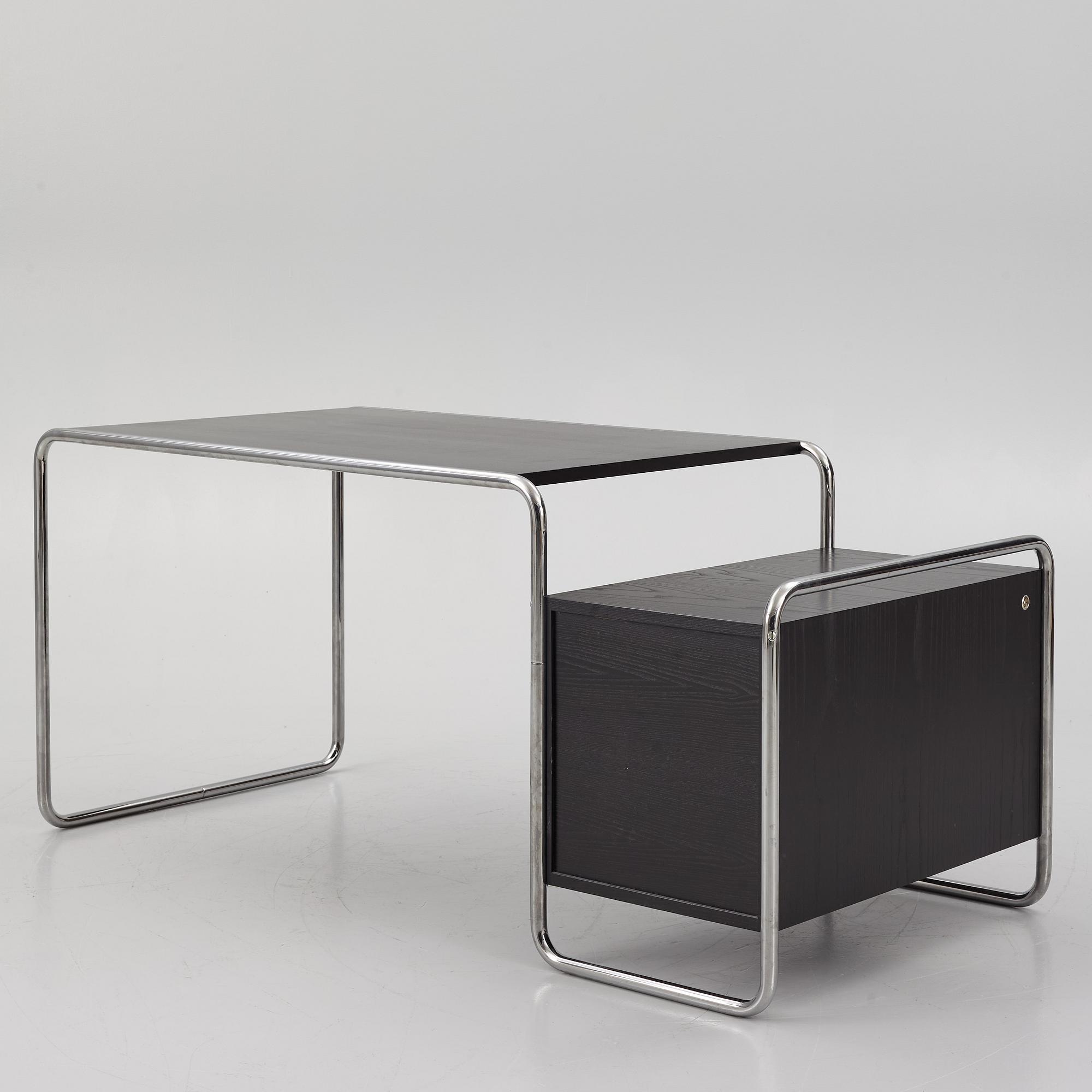 A model S285/1, Thonet.