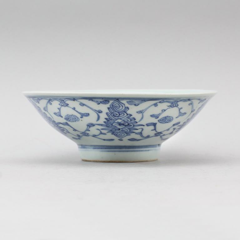 SKÅLFAT, porslin, Kina, Jiaqing (1796-1820).