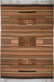 A 1930s Finnish flat weave carpet.  Circa 353x249 cm.