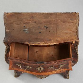 A Swedish Rococo commode by Christopher Tietze (master in Stockholm 1764-1791).
