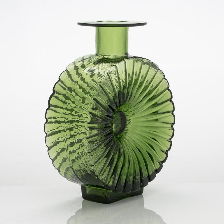 Helena Tynell, a Sun bottle for Riihimäen Lasi Oy. In production 1964-1974.