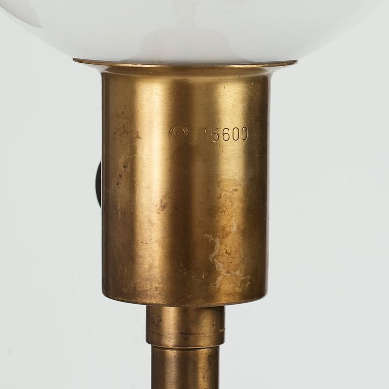 Harald Notini, golvlampor 1 par, modell "15242", Arvid Böhlmarks Lampvarufabrik, 1940-50-tal.