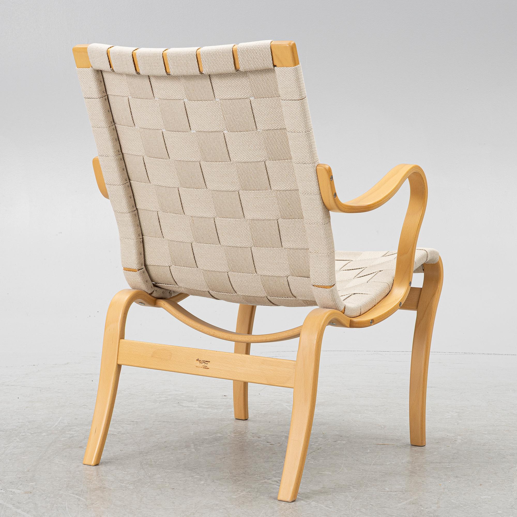 Bruno Mathsson, fåtölj/karmstol, "Eva", Firma Karl Mathsson, sent 1900-tal.