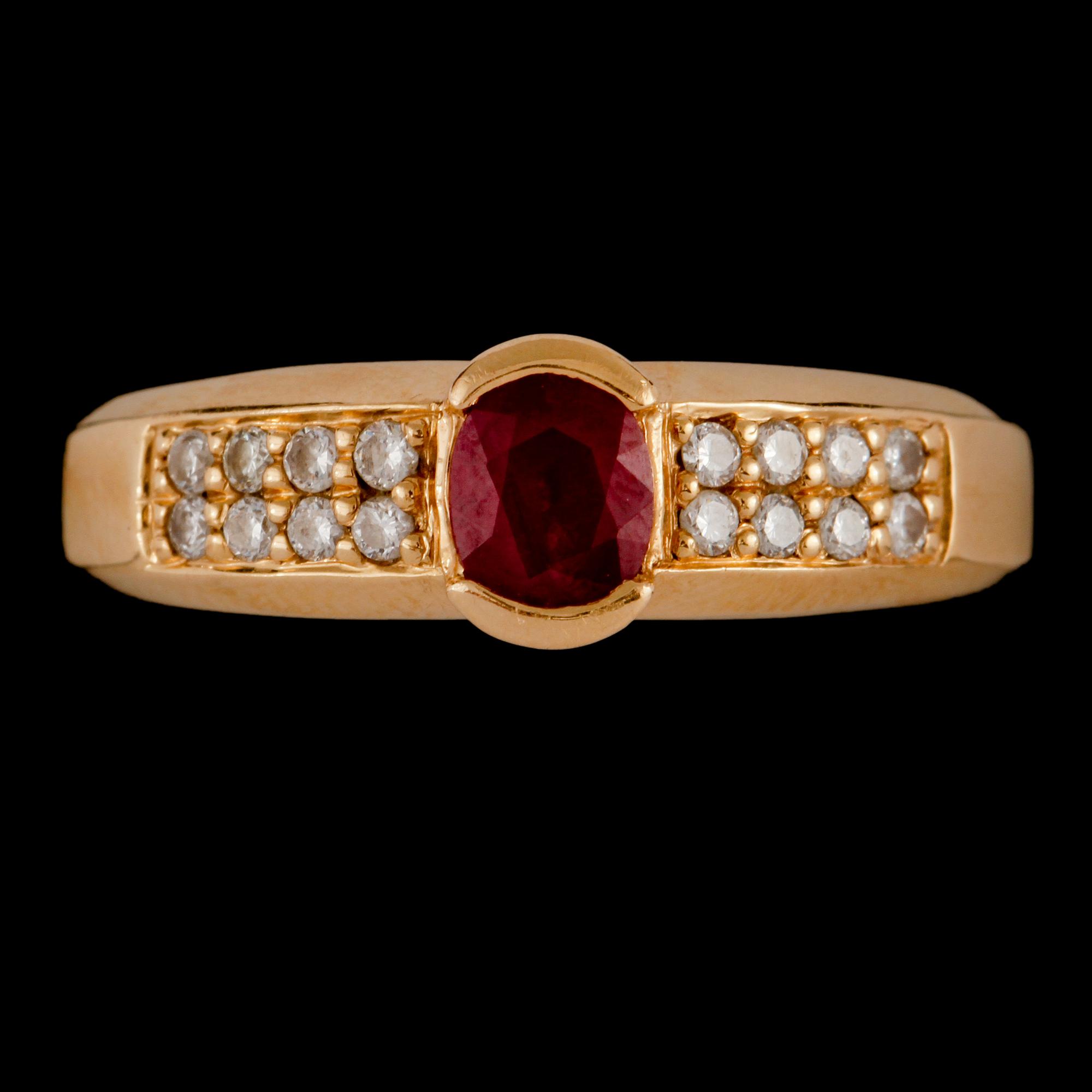 RING, 18k guld med 16 briljantslipade diamanter, 0.15 ct samt  fasettslipad rubin, Iduna AB, 2000-tal. Vikt 4 g.