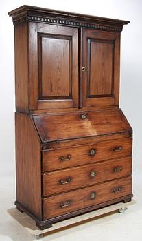 SKRIVSKÅP, sengustavianskt, 1700-talets slut.