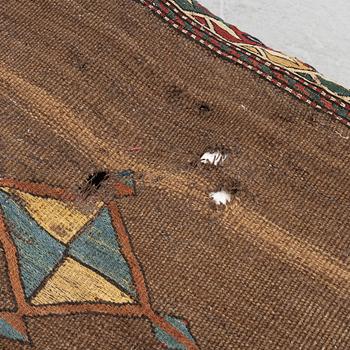 Antik Shasavan Mafrash, Längd 151, bredd 55, höjd 44 cm.